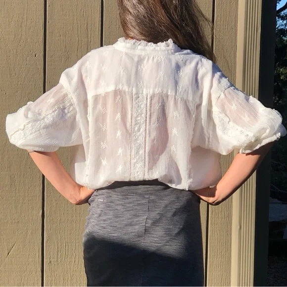 Sundance Feminine White Blouse “Brave Heart” - Picture 8 of 11